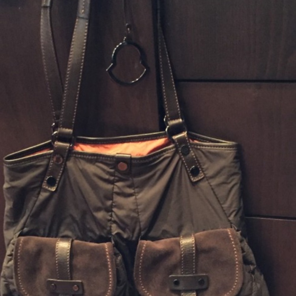 Moncler nylon with suede pocket bag - Picture 4 of 8